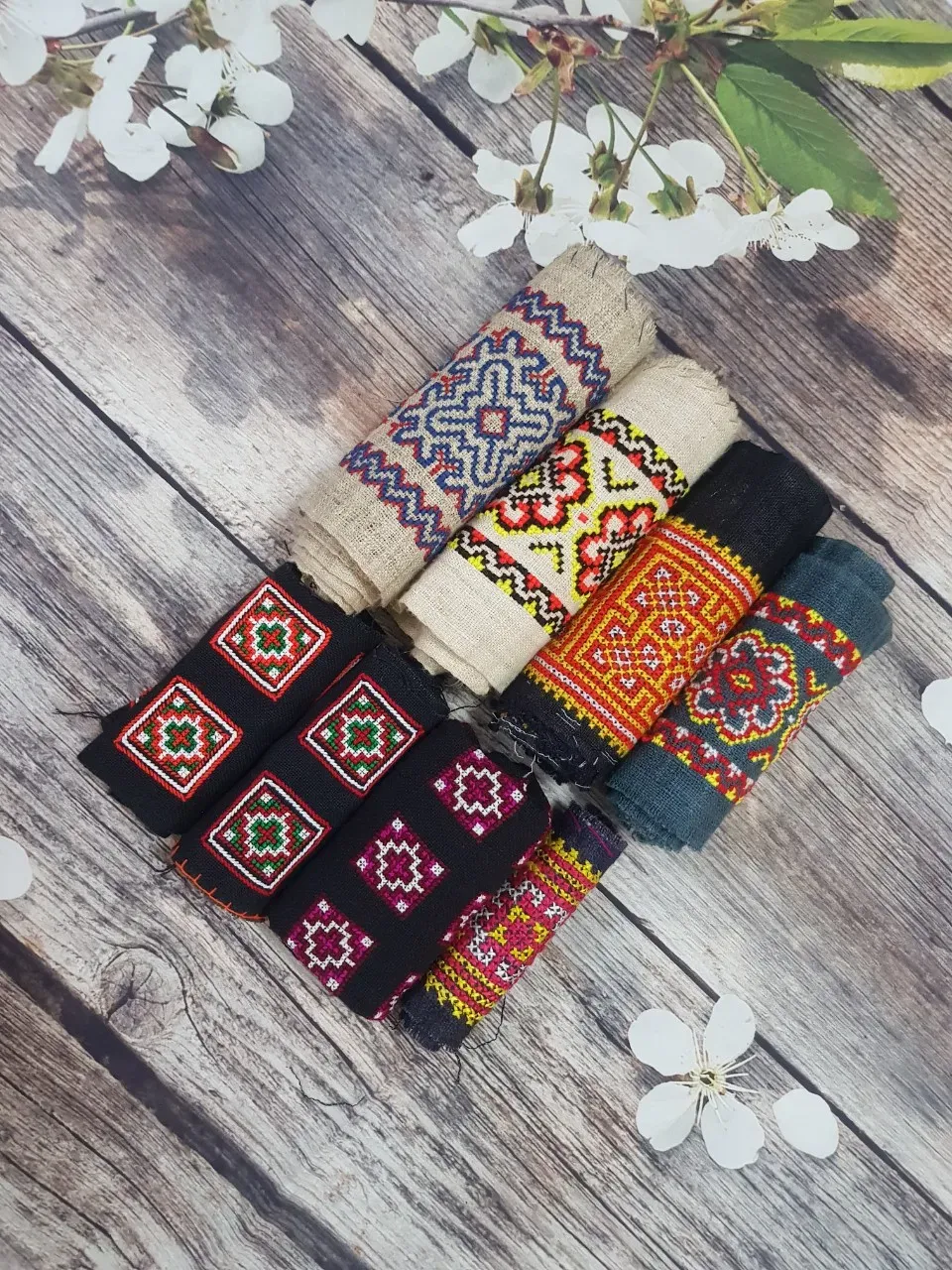 Bảo quản vải thổ cẩm đúng cách để duy trì độ bền và đẹp theo thời gian