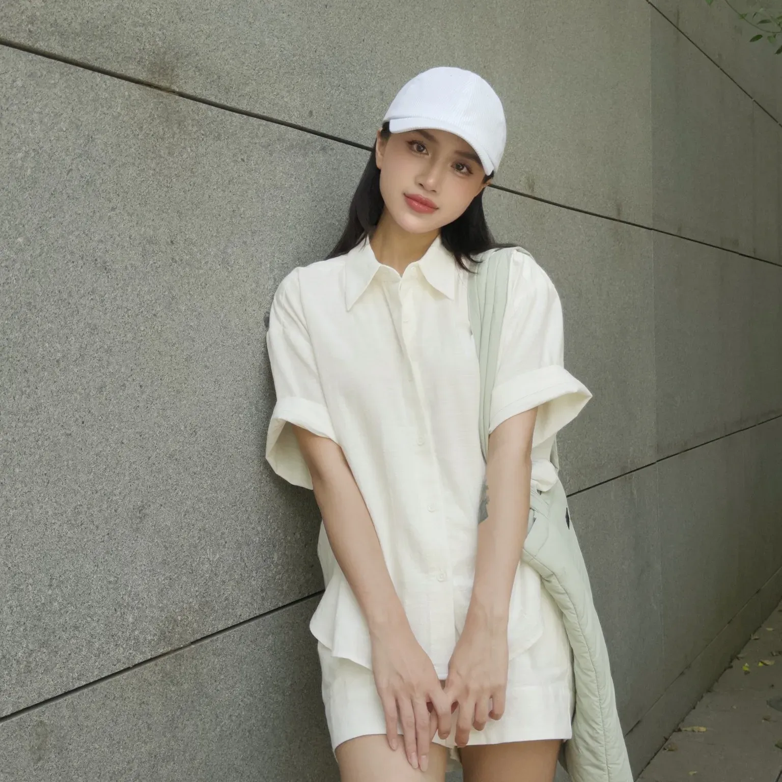 Minimalism là xu hướng thiết kế phản ánh lối sống tinh tế và bền vững (Nguồn: Routine)