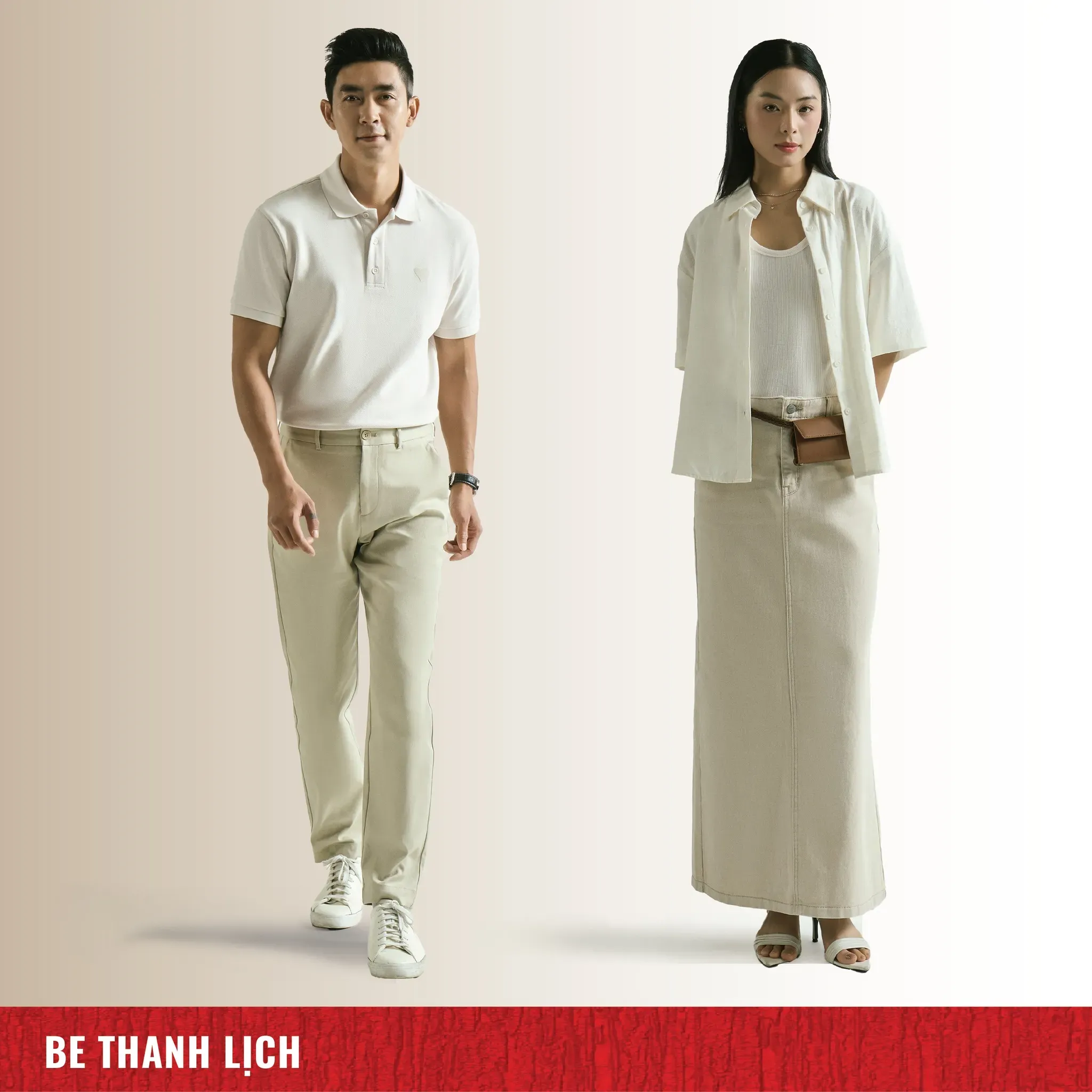 Outfit cặp đôi với gam màu be chủ đạo với áo polo và quần dài ở nam, kết hợp với chân váy dài và áo sơ mi cho nữ (Nguồn: Routine)