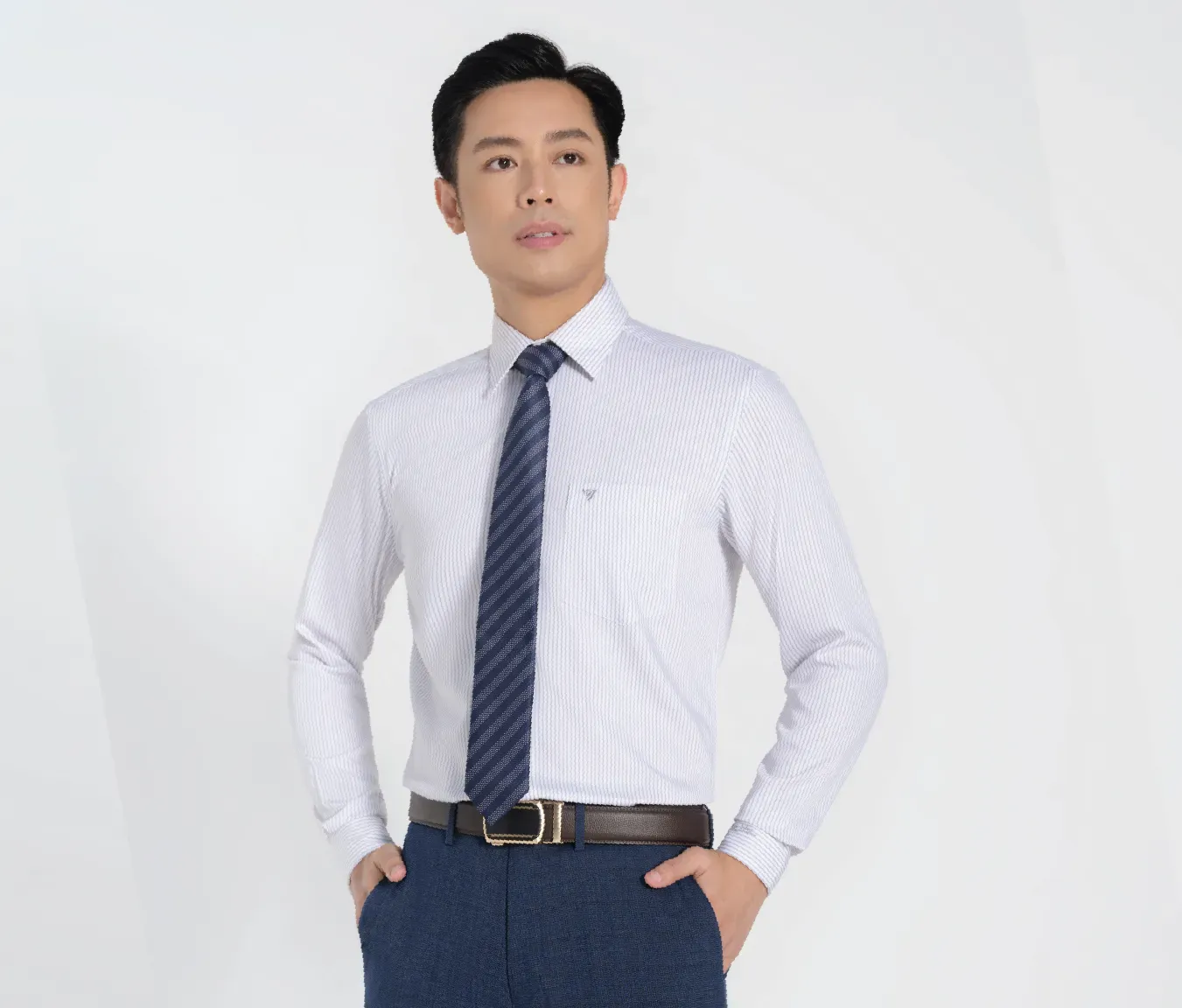 Áo sơ mi Việt Tiến được đánh giá là niềm tự hào của người Việt