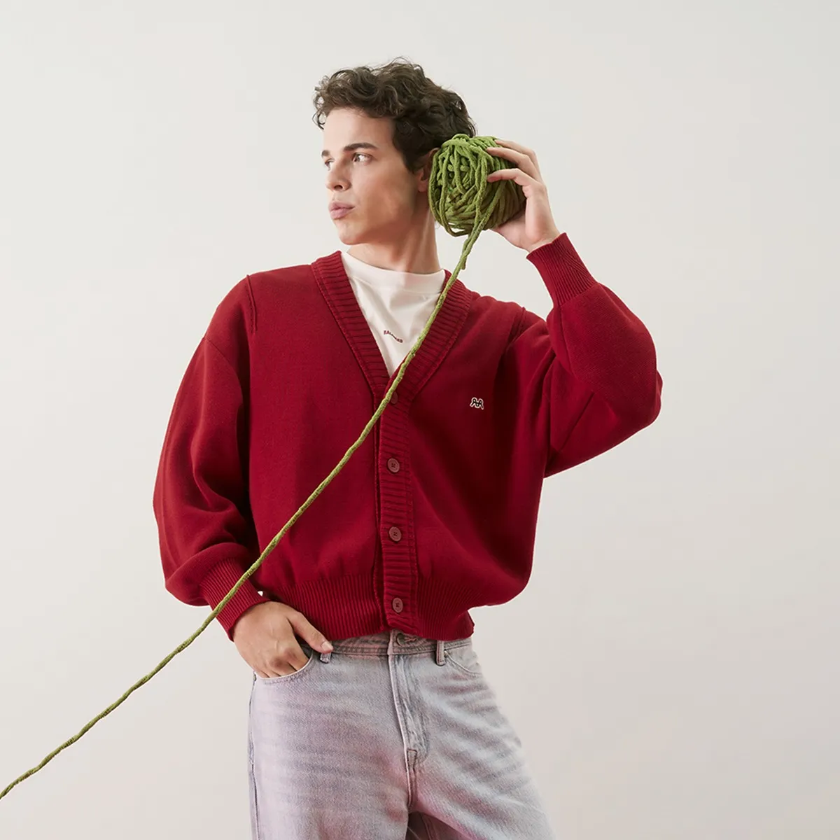 Mẫu áo khoác nam cardigan Routine thích hợp cho bạn nam