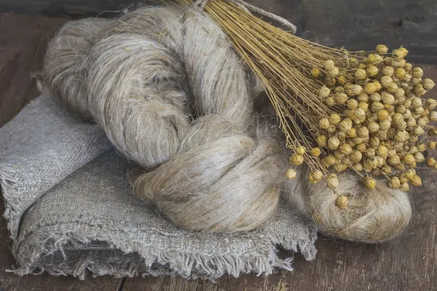 Vải Linen có nguồn gốc tự nhiên nên mang nhiều đặc tính nổi trội