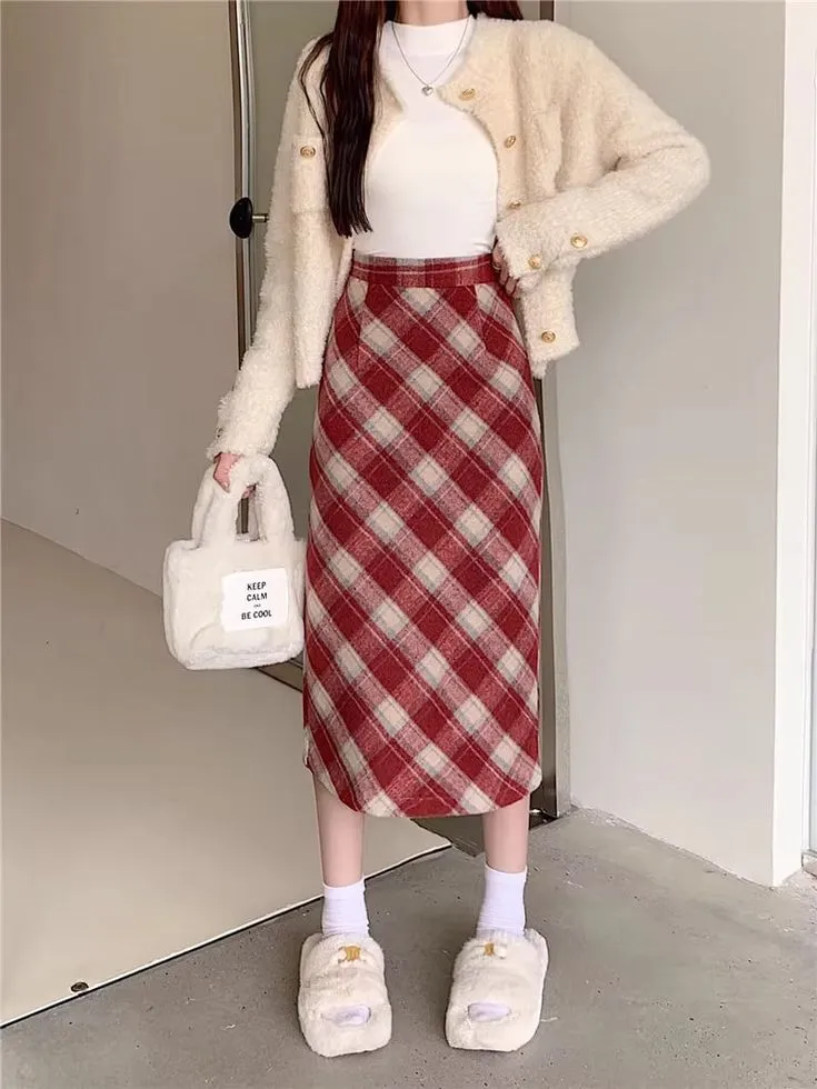 Chân váy len ôm dáng dài trẻ trung, giữ ấm tốt