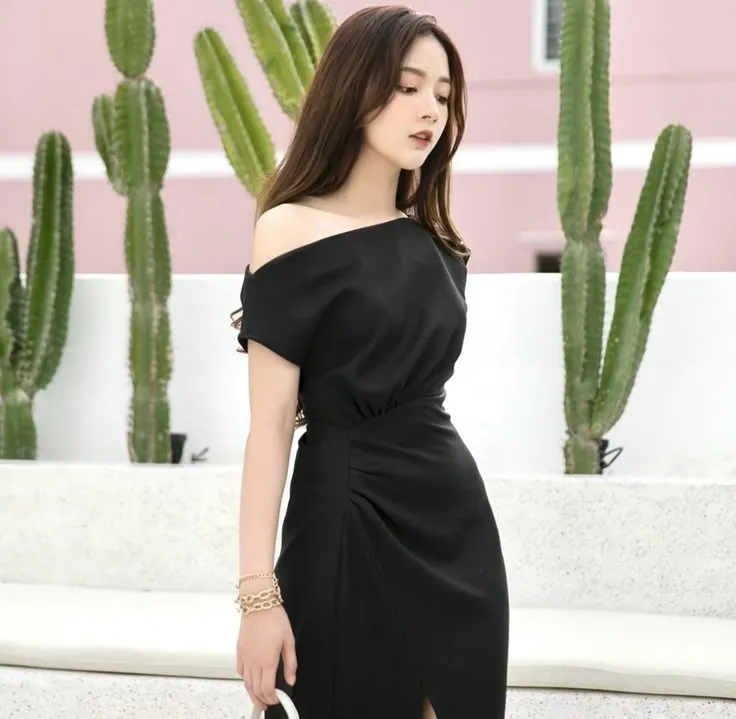 Đầm body lệch vai cuốn hút