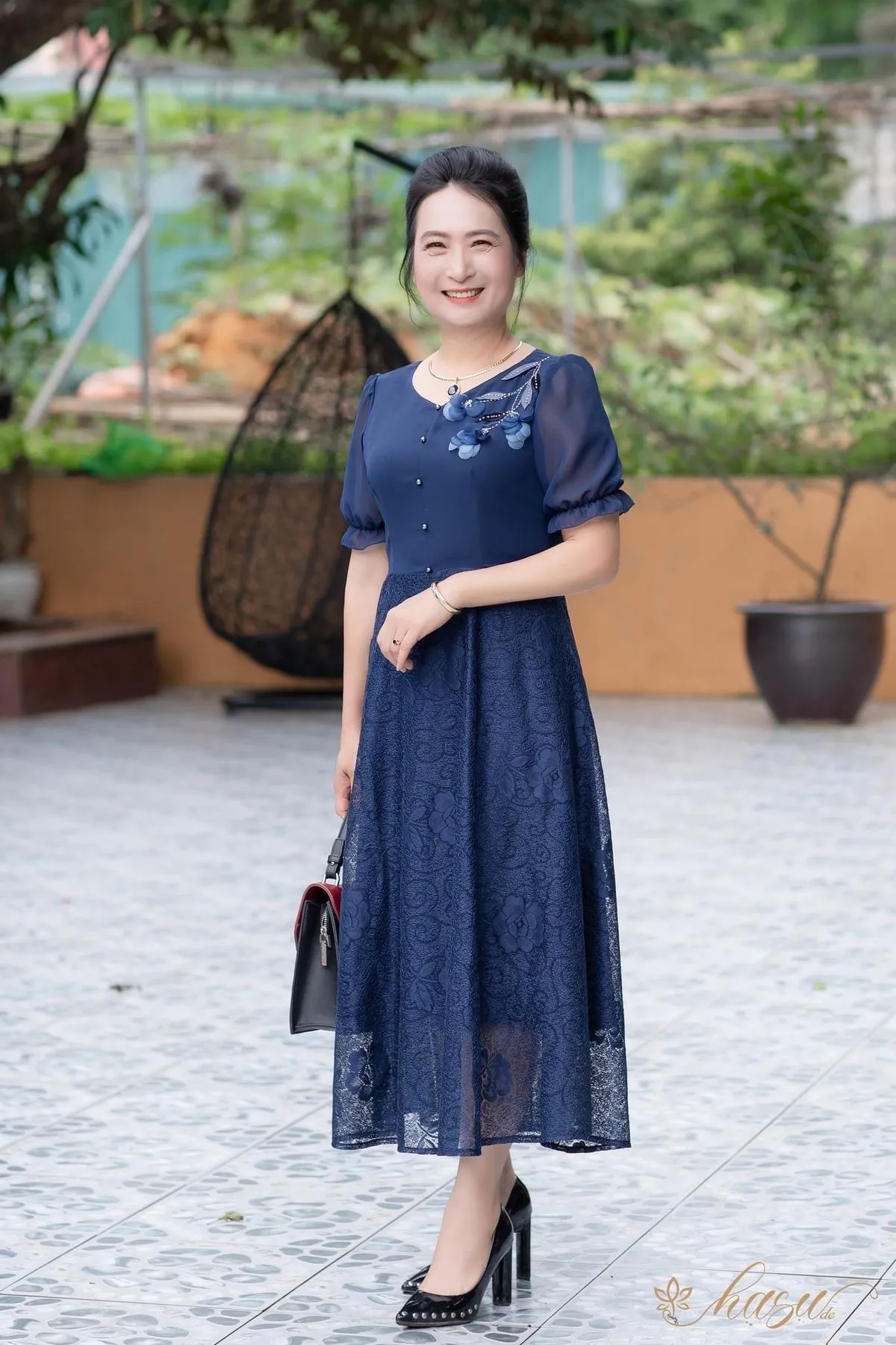 Đầm trung niên vải voan bay bổng mát mẻ (Nguồn: Internet)