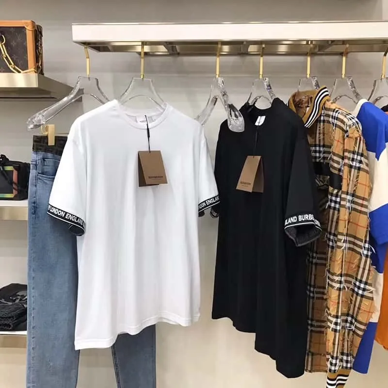 Hàng rep 11 (hay rep 1:1) là sản phẩm nhái bản sao rất tinh vi, được làm giống y hệt hàng chính hãng với tỷ lệ tương đồng lên đến 97-99% (Nguồn: Internet)