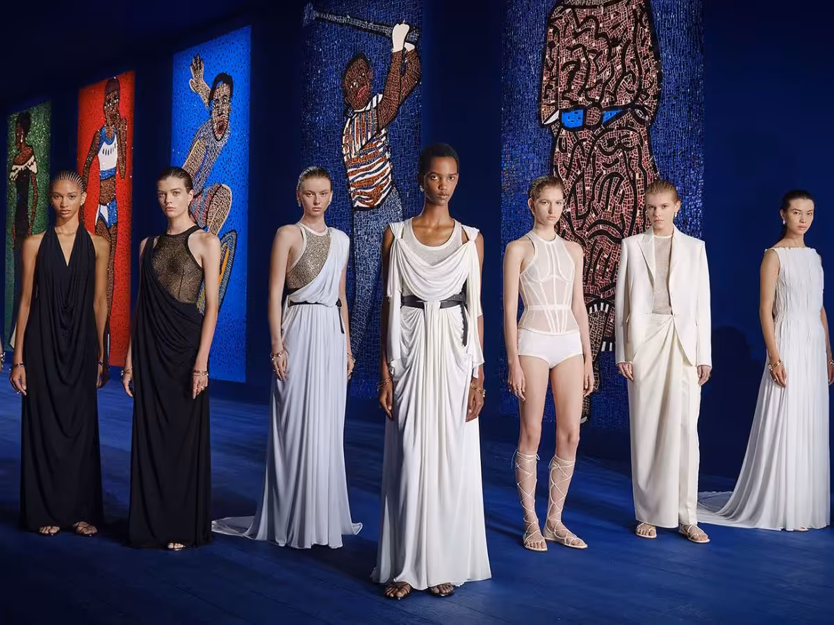 High Fashion vận hành dựa trên hệ tiêu chuẩn khắt khe