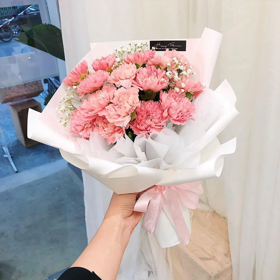 Hoa cẩm chướng mang ý nghĩa tri ân, thể hiện sự trân trọng đến cô giáo