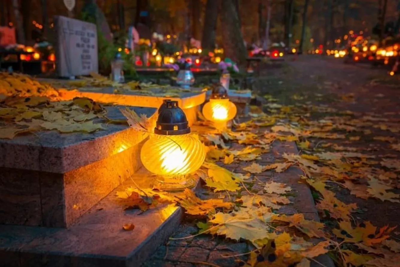 Lễ hội Halloween ở Áo thường mang ý nghĩa cầu siêu, bày tỏ lòng thành kính (Nguồn: Internet)