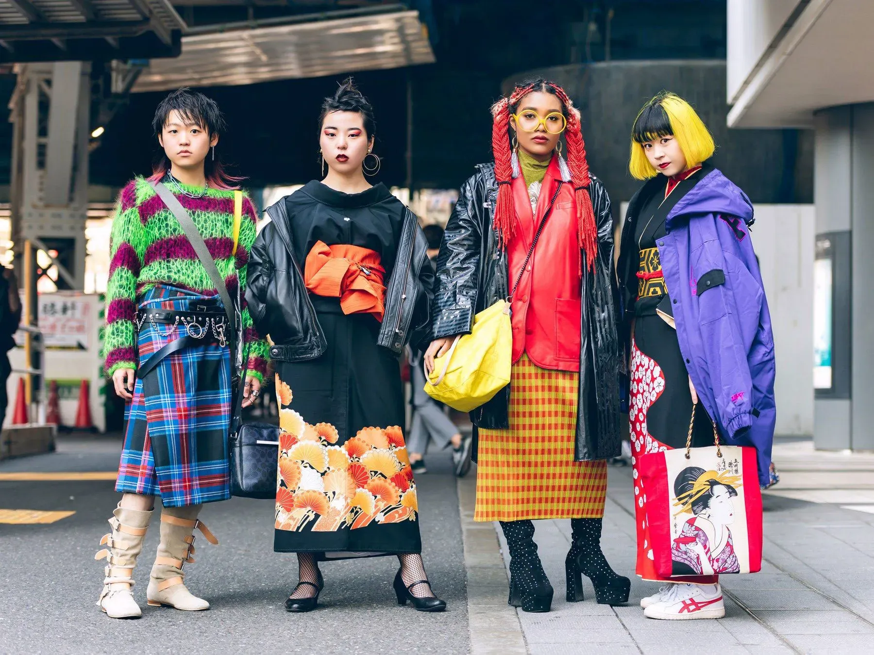 Màu sắc nổi bật là nét đặc trưng khi phối đồ Harajuku Style (Nguồn: Internet)