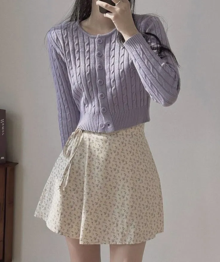 Bạn nên ưu tiên các màu tím pastel thay vì tím đậm