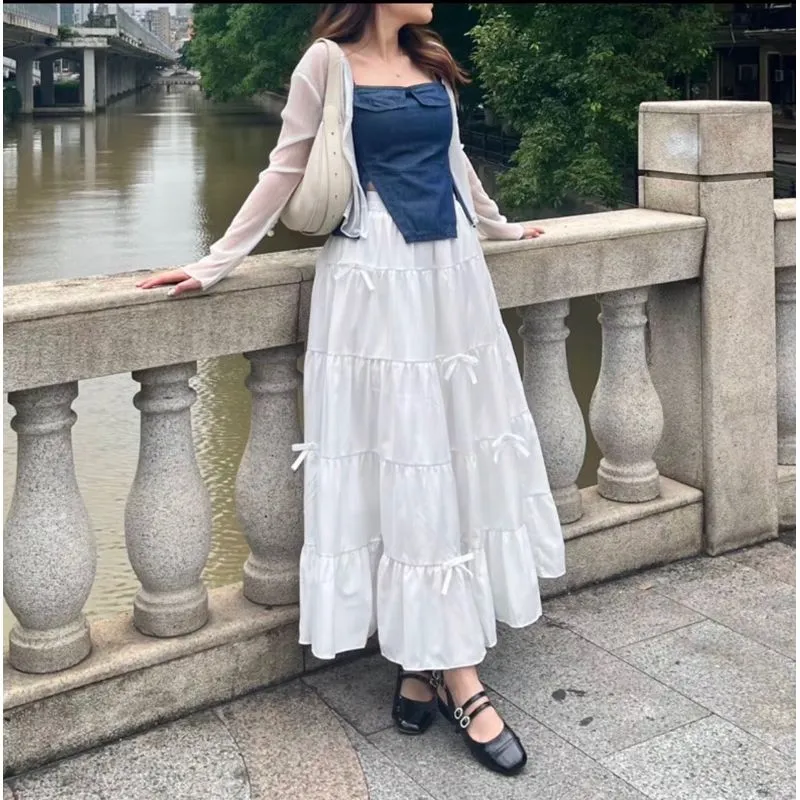 Kết hợp giày Lolita và chân váy tầng theo phong cách ngọt ngào (Nguồn: Internet)