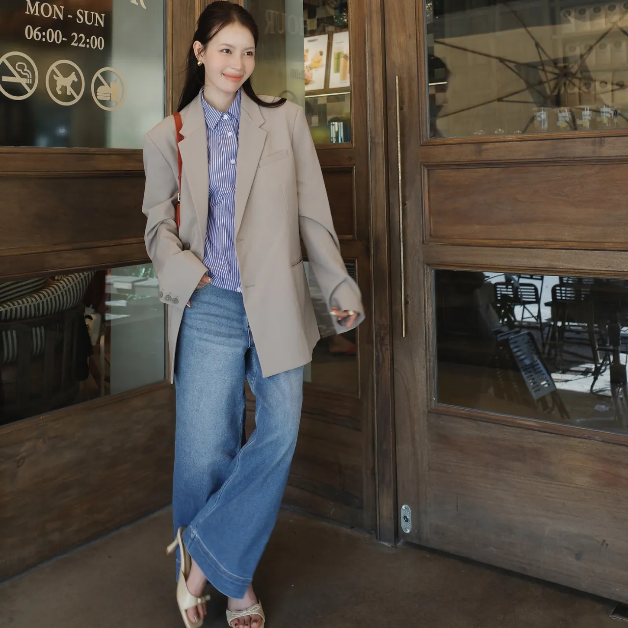 Phong cách Business Casual thường áp dụng cho môi trường công sở (Nguồn: Routine)