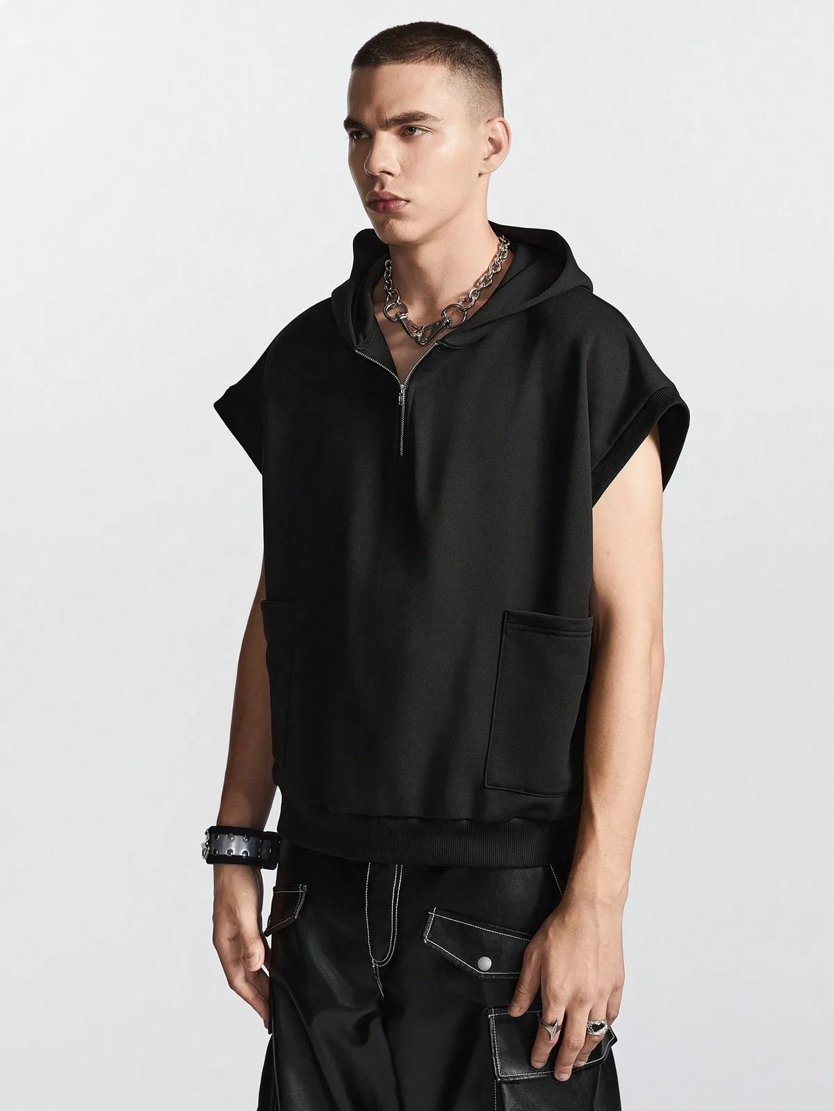áo ba lỗ hoodie tạo điểm nhấn ấn tượng
