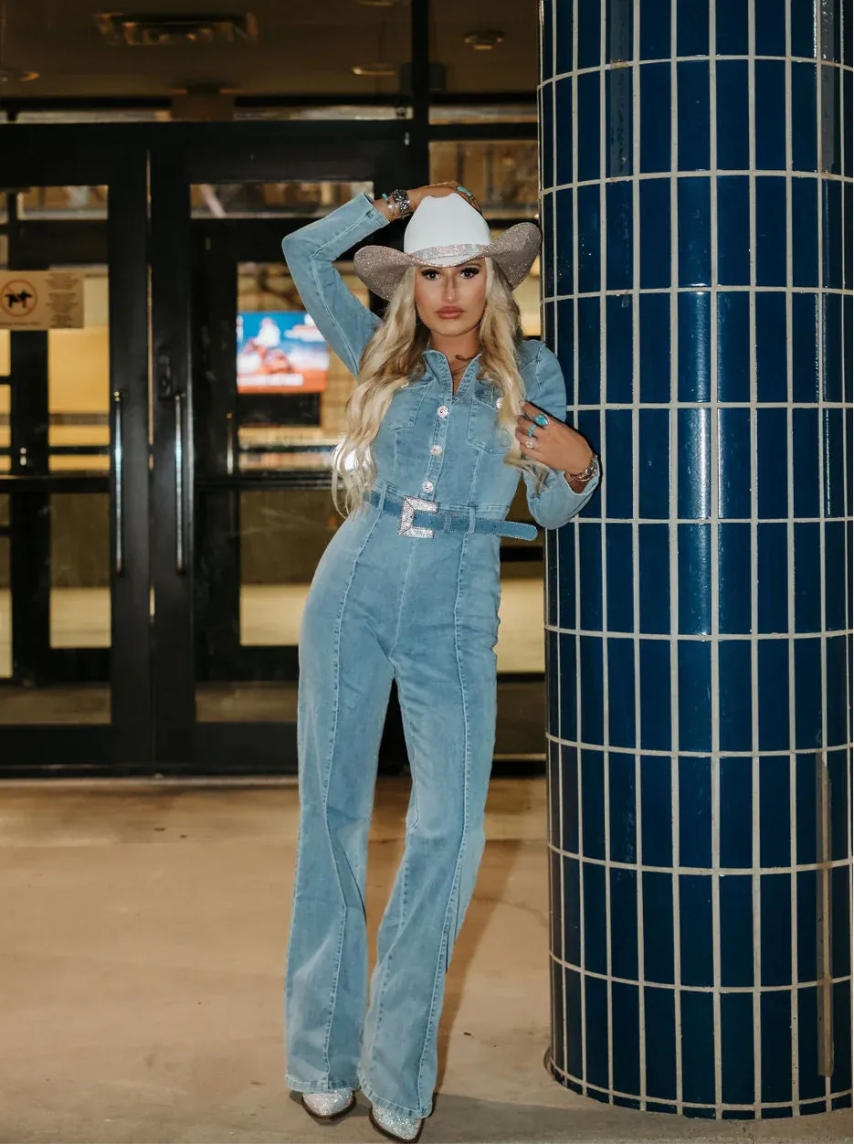 Cần khéo léo khi phối đồ với denim mang phong cách cao bồi (Nguồn: internet)