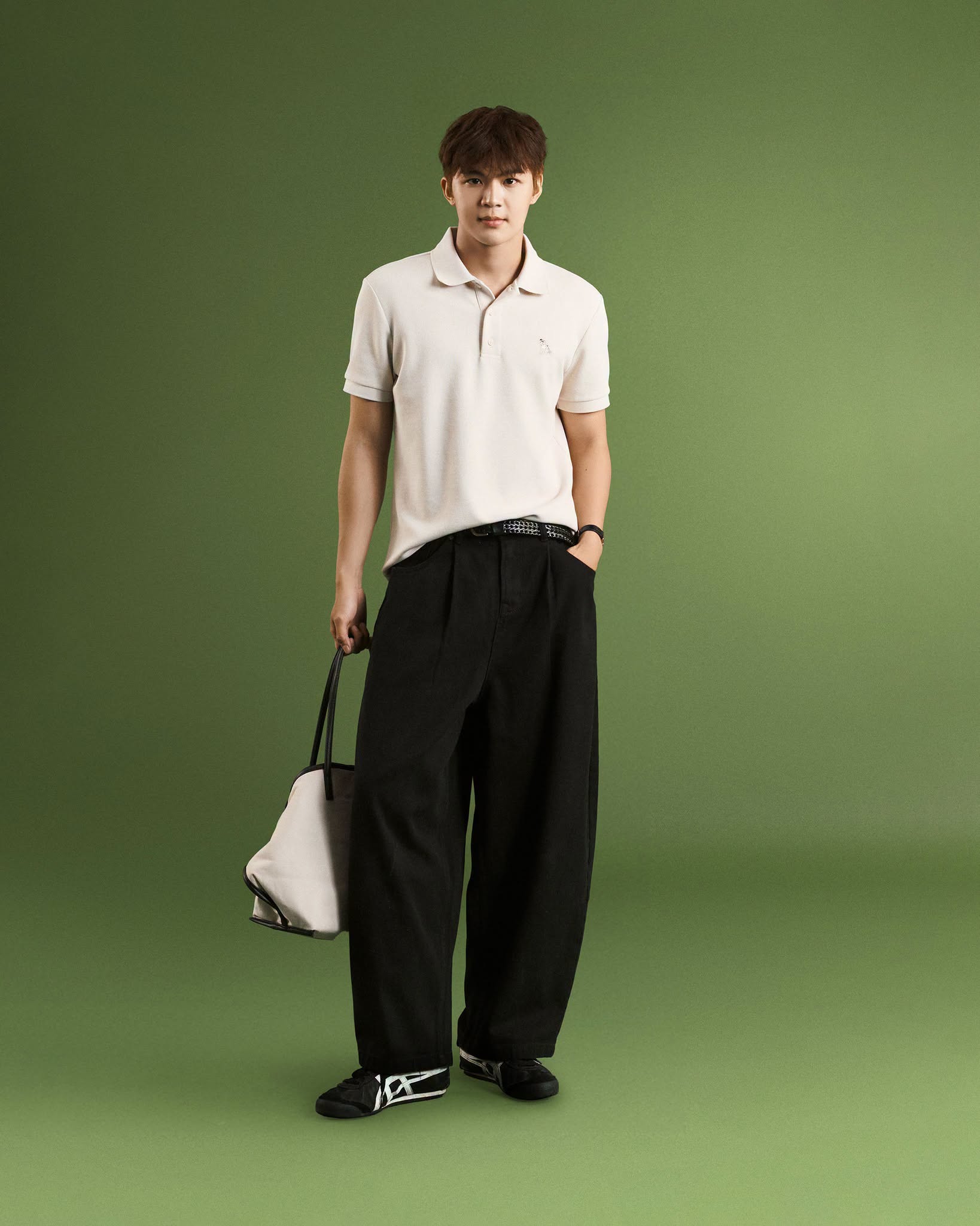 Áo polo là item must have của nam giới vào mùa thu