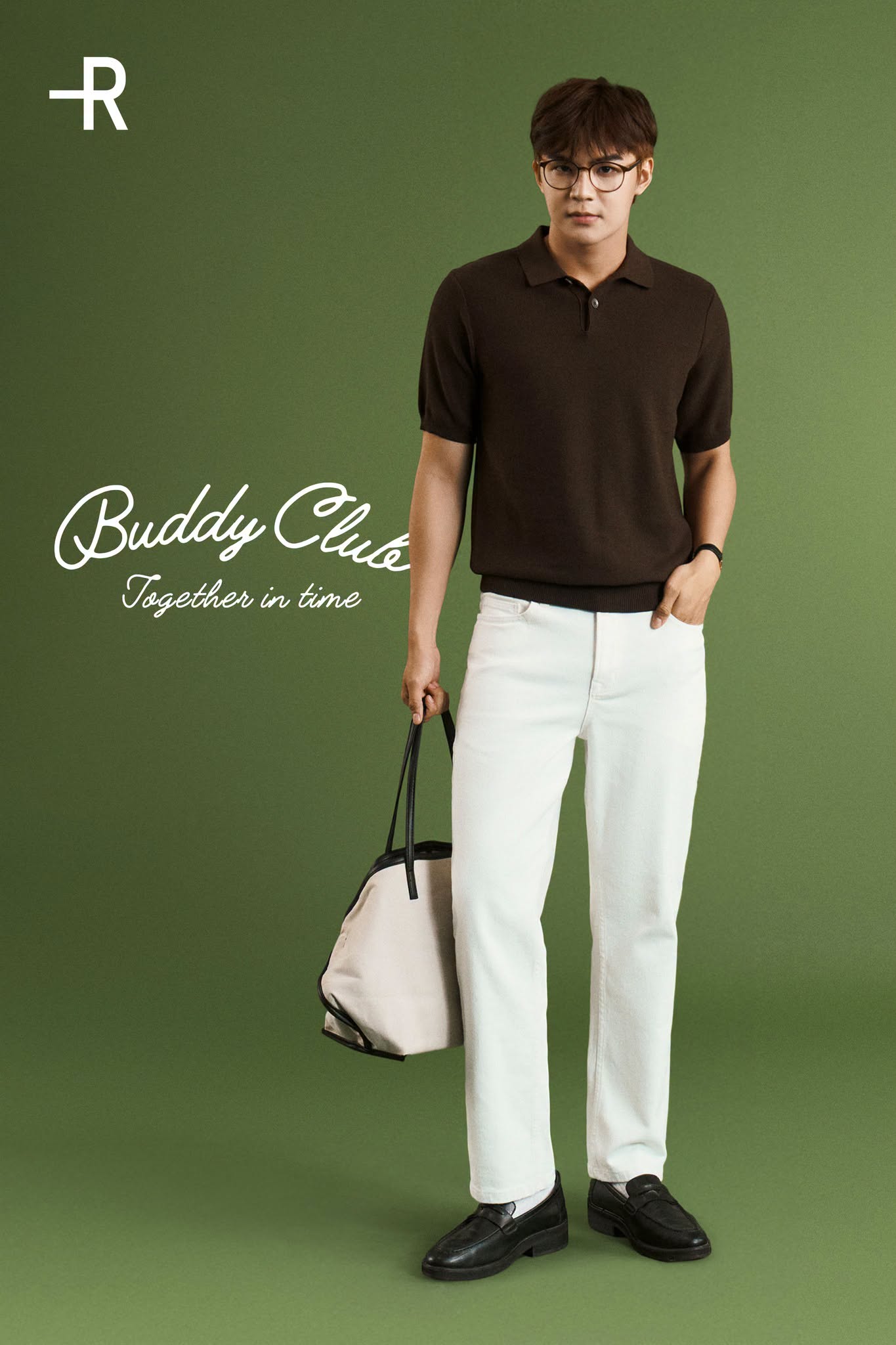 Áo knit cổ polo phối quần dài theo phong cách lịch lãm