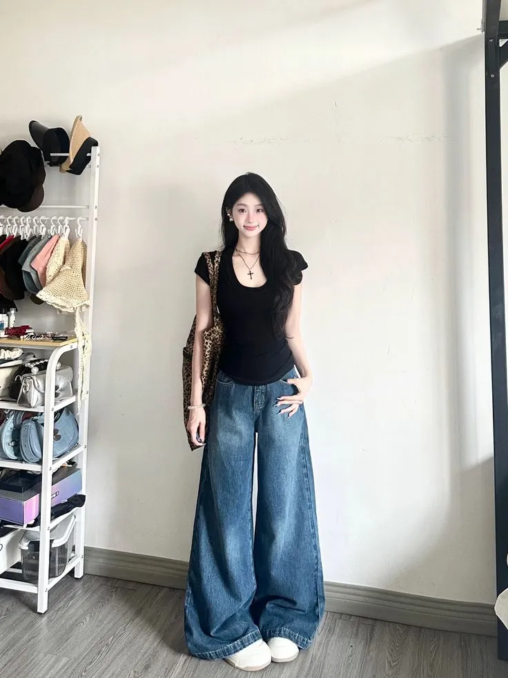 Ý tưởng phối đồ Tết với quần phù hợp cho những buổi du xuân hoặc chụp ảnh đầu năm