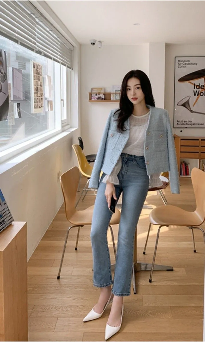 Quần skinny jean và áo khoác dạ ngắn xinh