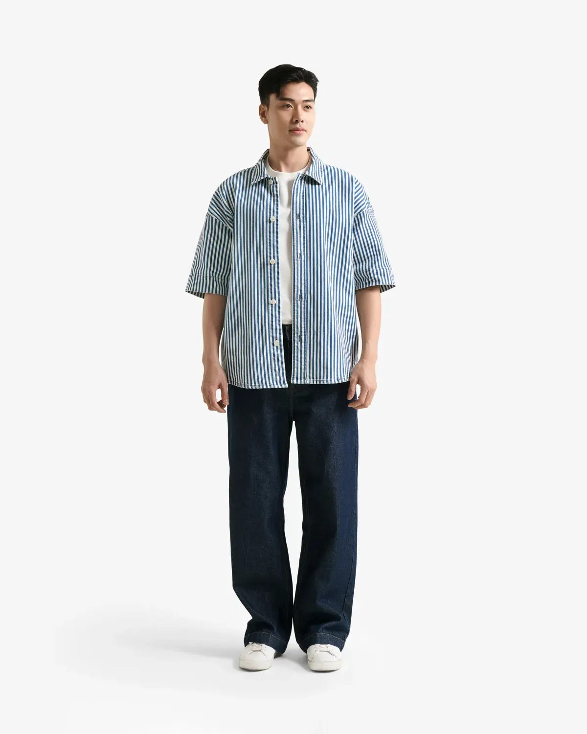 phối áo sơ mi dáng rộng