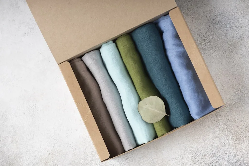 Đóng gói bằng hộp carton thay bao nylon đóng góp vào việc bảo vệ môi trường
