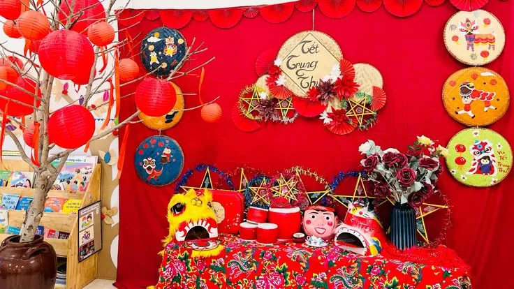 Trang trí trung thu vải đỏ, đơn giản thu hút (Nguồn: Internet)