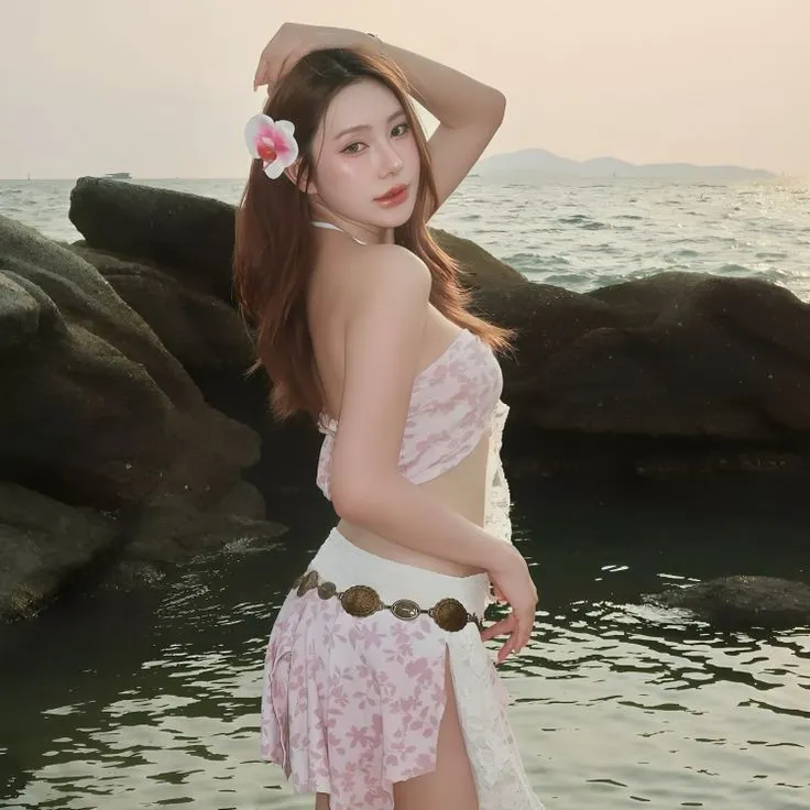 Mẹo chụp bikini gợi cảm, quyến rũ cho các nàng (Nguồn: Internet)